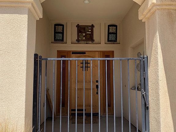 2nd image of 64514 Brae Burn Ave