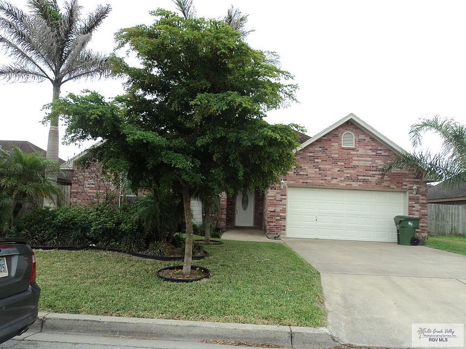 1st image of 926 Paso Del Rio Dr