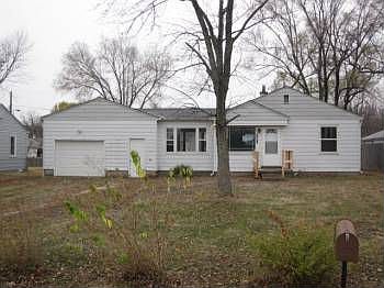 2nd image of 3481 Oliver Ave