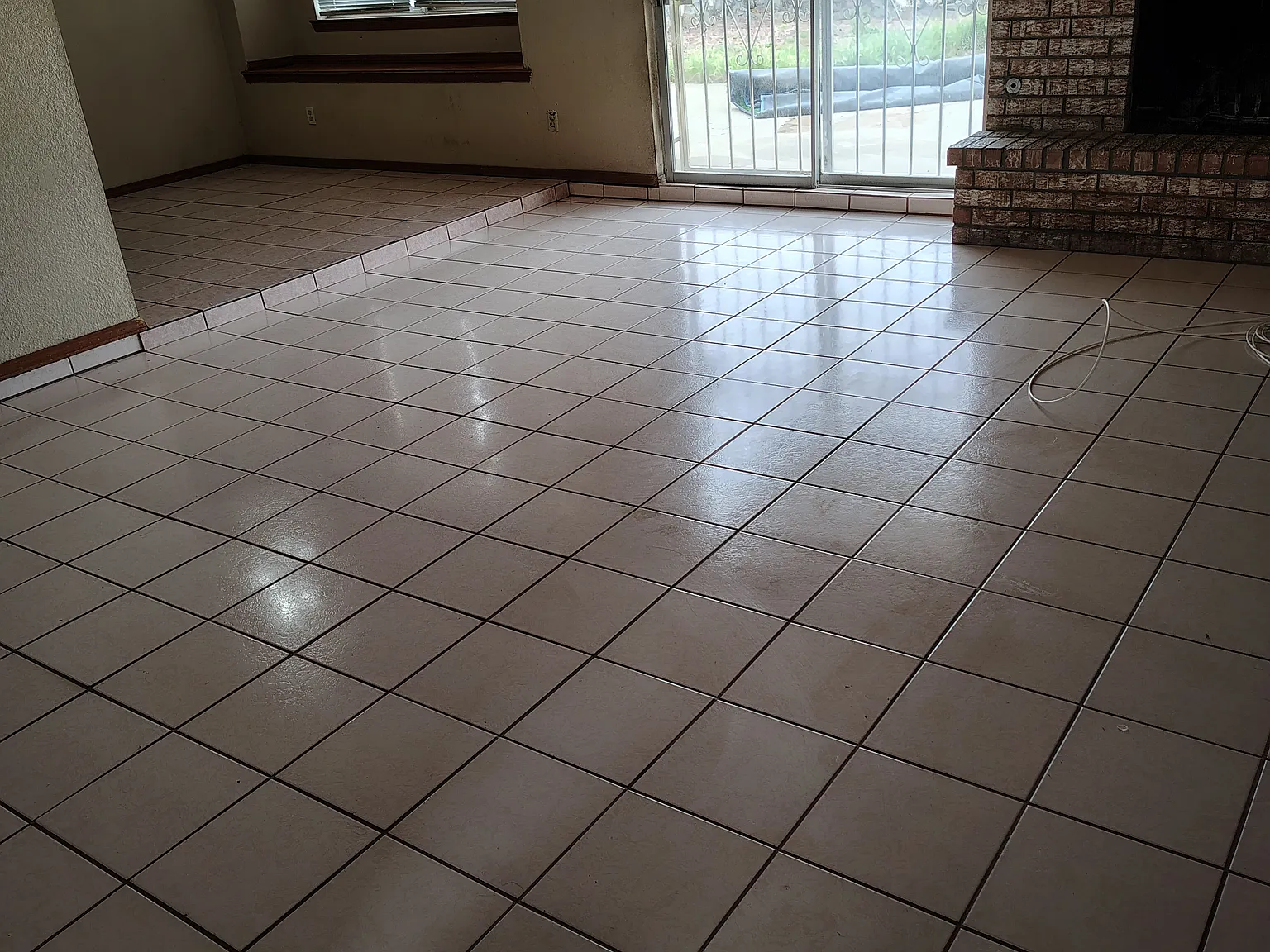 3 bed, 1316 sqft, $1,575 — Photo 2