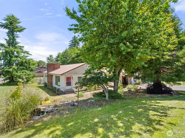 905 Peters Street, Raymond, WA 98577