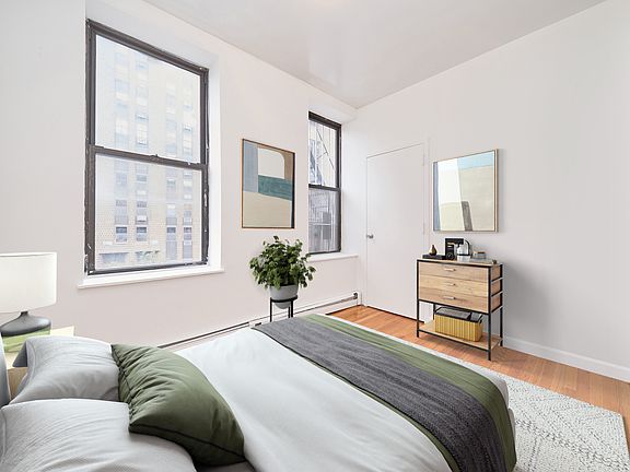 5th image of 132 W 109th St #3F