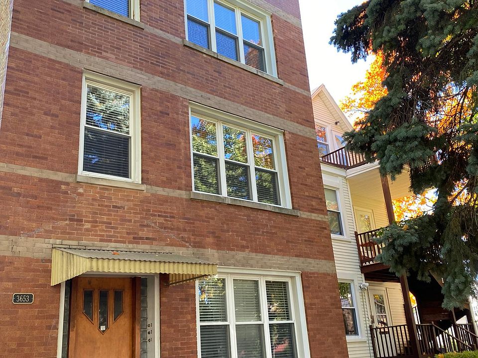 1st image of 3653 W Oakdale Ave