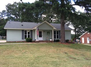 915 N Willowick Dr, Grovetown, GA 30813