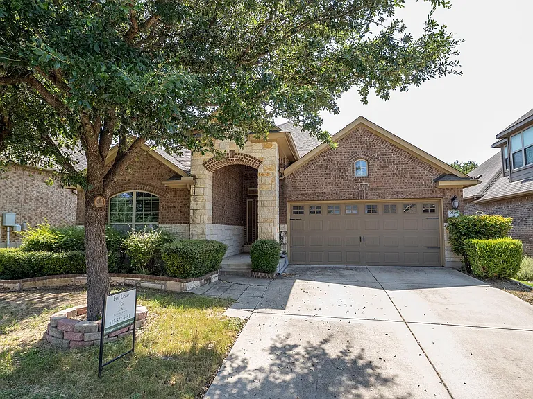 9509 Sydney Marilyn Ln — Photo 4