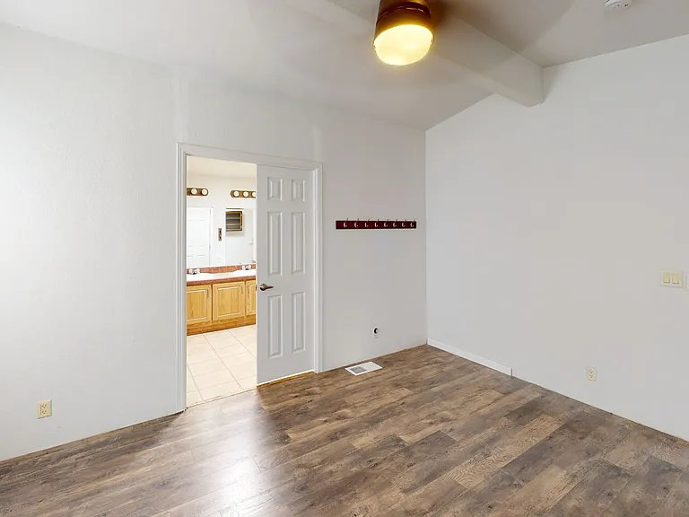 2505 Silver Dollar Loop NE — Photo 18