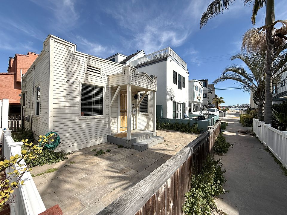 1st image of 812 Toulon Ct