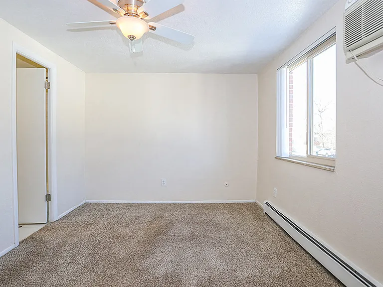 Logan Court — Photo 24