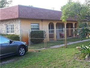 4th image of 1481 NW 20th Ct #A