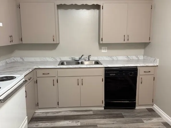 6709 N Standard St APT 1, Spokane, WA 99208