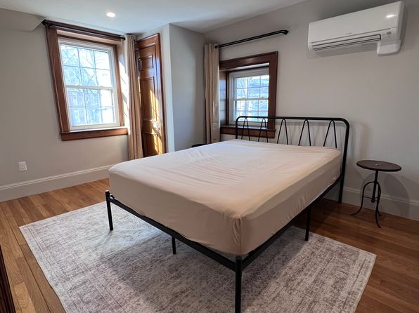 1 Lincoln Ave #2