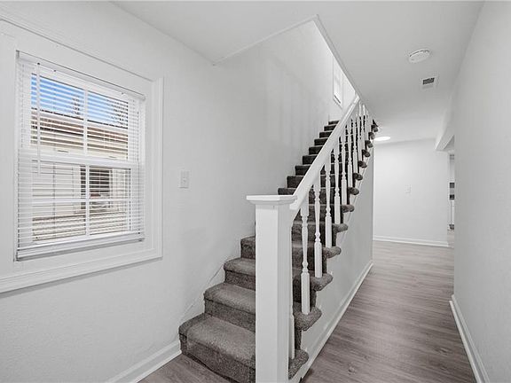 14th image of 341 N 5th St