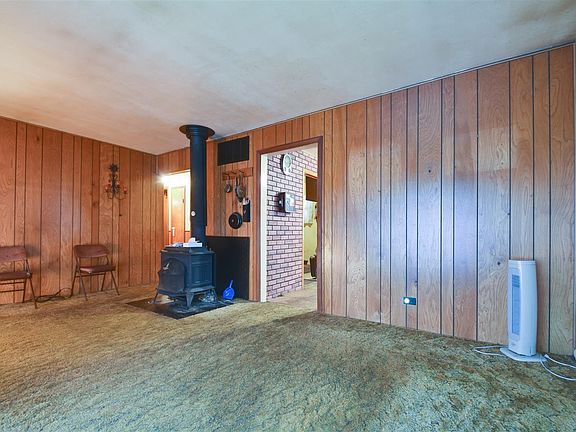 3rd image of 545 N 3rd Ave