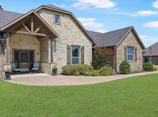 577 Hidden Lakes Blvd, Gunter, TX 75058