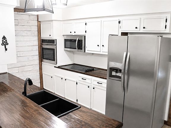 5th image of 234 Eden Rock Ln
