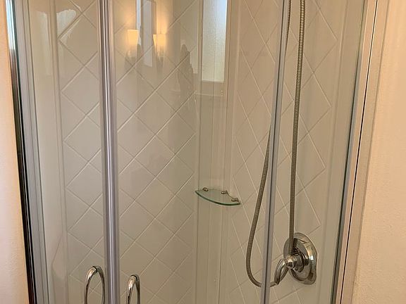 5th image of 10069 Santa Clara Ave