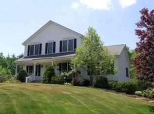 4 Wiggin Rd, Bedford, NH 03110