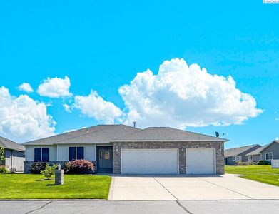 307 Sun Willows Blvd, Pasco, WA, 99301
