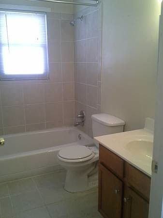 2nd image of 5114 Crafty Dr APT 02