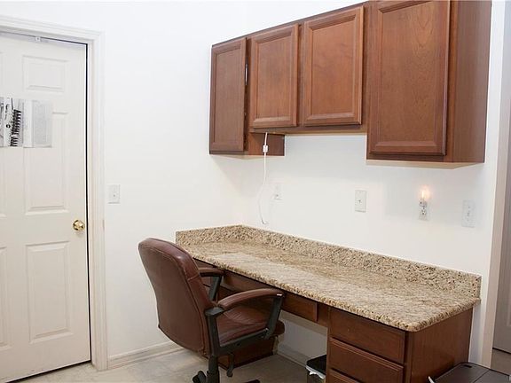 5th image of 30026 Heritage Pkwy