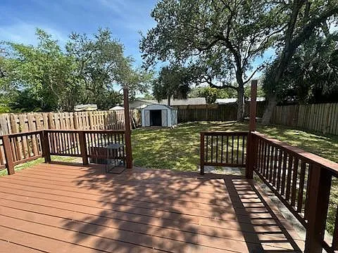 1424 SW 9th St — Photo 27