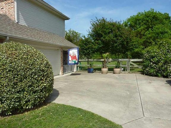 4th image of 75 Trailridge Dr