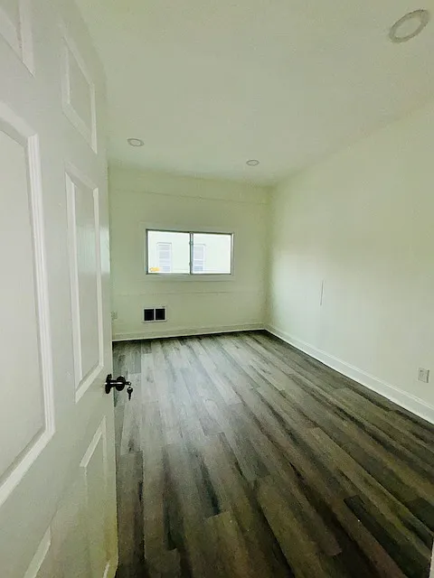 2029 East Tioga Street - 2 — Photo 4