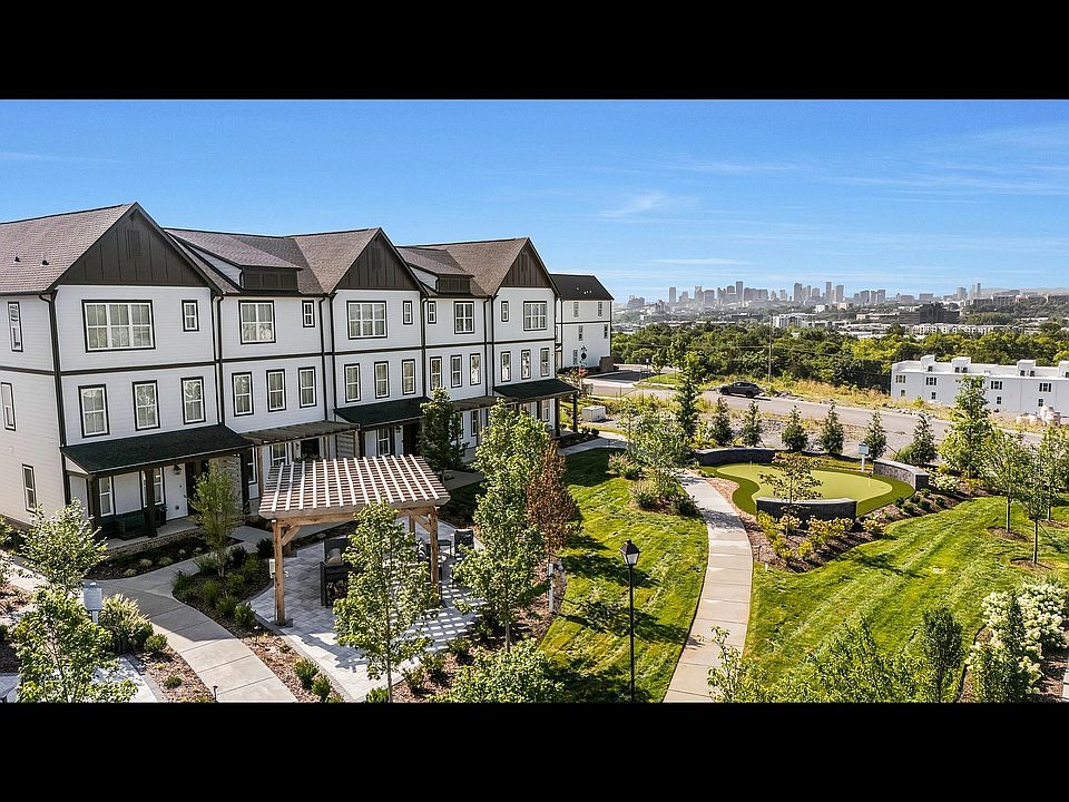Aria Townhomes and City View