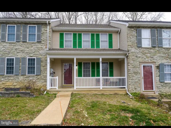 15 Deep Hollow Ln, Lancaster, PA 17603