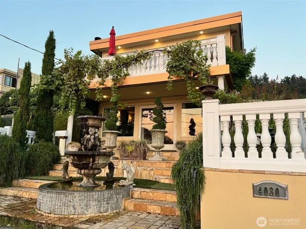 4030 Beach Drive SW, Seattle, WA 98116