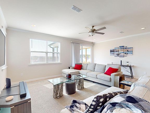 4th image of 41 Kingsford Ln