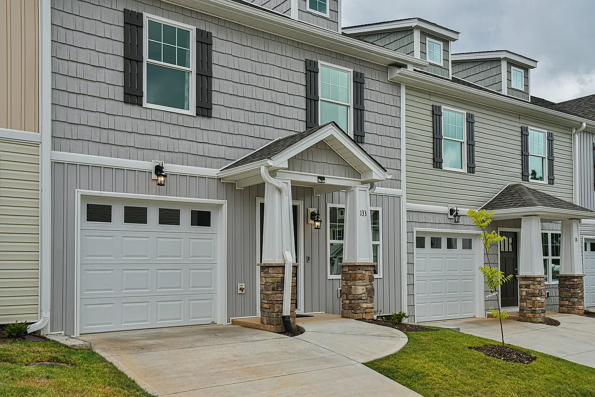Building Photo - 133 Monmouth Way