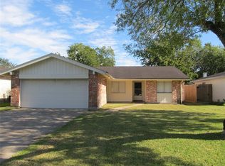 16707 Tibet Rd, Friendswood, TX 77546
