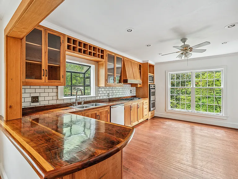 2867 Lookout Pl NE — Photo 10