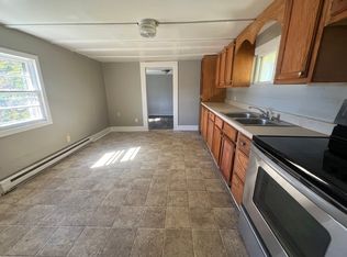 147 Old Stoney Gap Rd, Bluefield, WV 24701