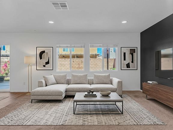 5th image of 85222 Avenida Reforma
