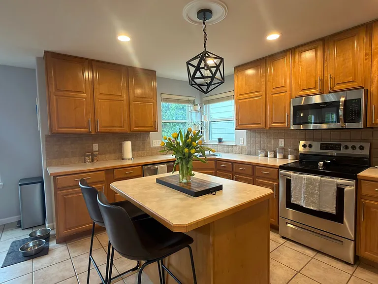 5811 Auburn Dr — Photo 6