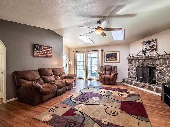 4th image of 6051 Penny Ln