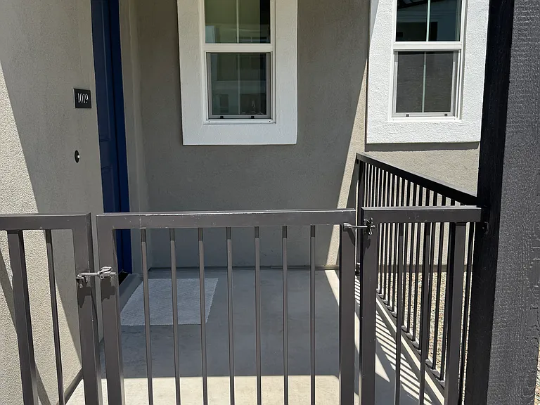 Entry patio