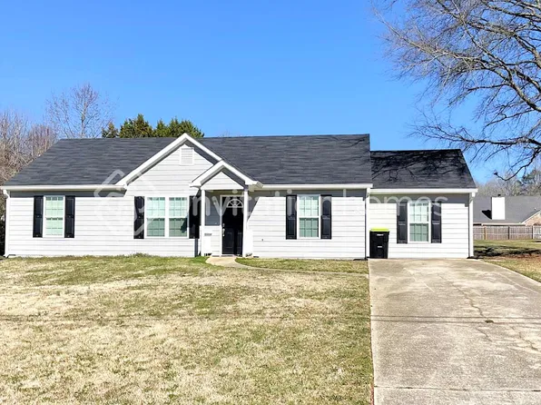 452 Linda Ln, Powder Springs, GA 30127