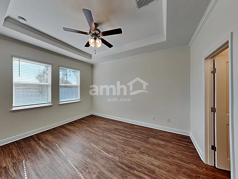1159 Sky Lakes Dr — Photo 14