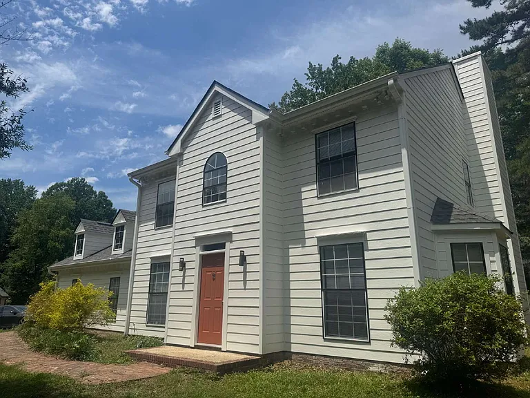 531 Clayton Rd — Photo 2