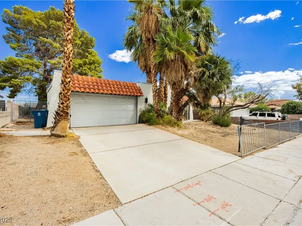 425 Blue River Dr, Las Vegas, NV 89107