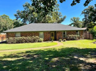 1000 Silver Falls Rd, Longview, TX 75604