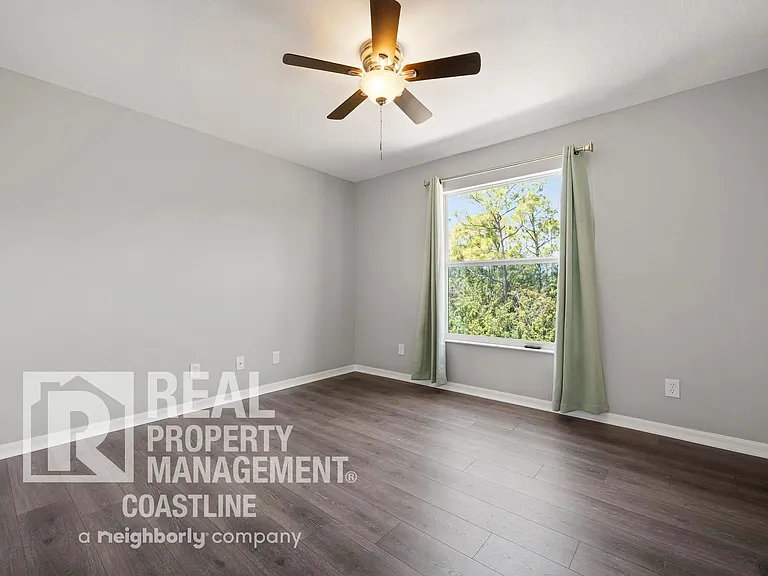 2585 Hobblebrush Dr — Photo 32
