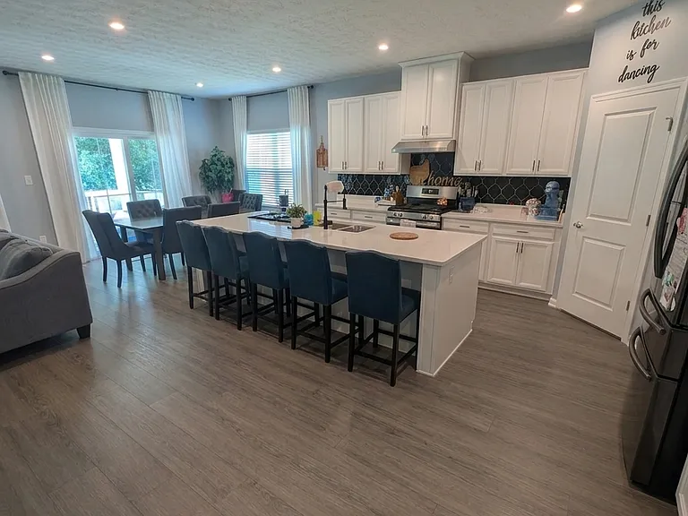 3159 White Ash Dr — Photo 2