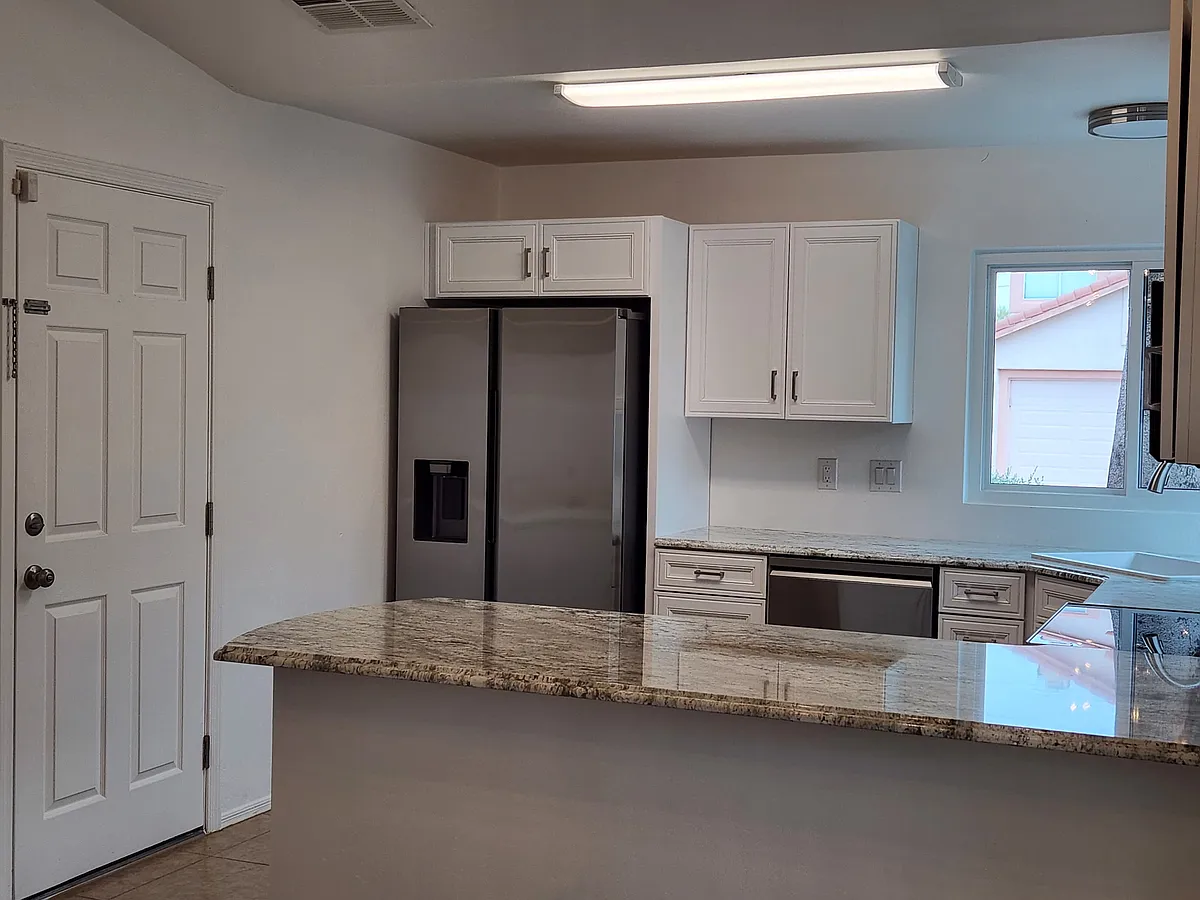 Building Photo - 3553 W Sky Ridge Loop
