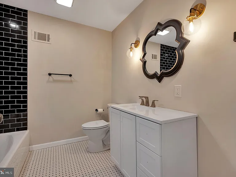 719 Halstead Rd — Photo 19