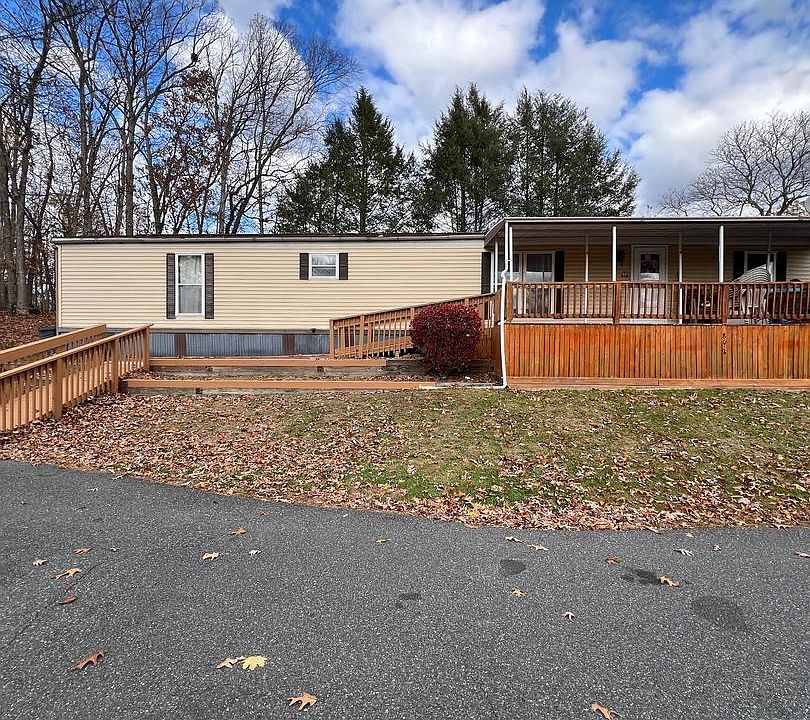 1st image of 808 Holly Dr