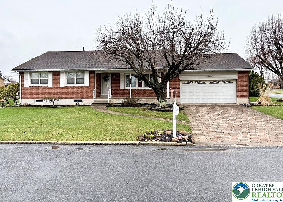 1st image of 3858 Rosewood Ln